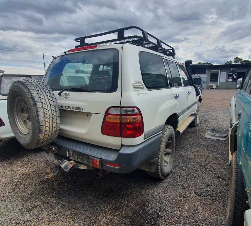 Toyota Landcruiser 105 Series 1998 GXL – Oz Wide 4×4 & Commercial Wreckers